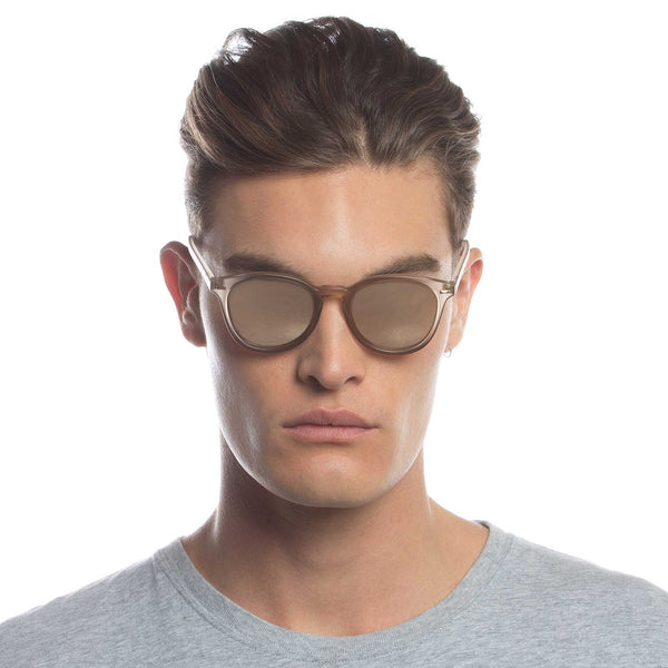 Le Specs Bandwagon Sunglasses ~ Matte Stone – Chic Streets display picture 2