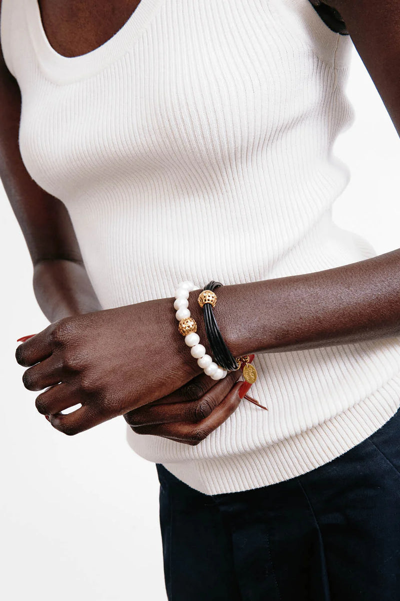 James Leather Bracelet ~ Black