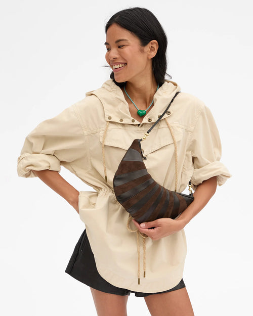 Lune ~ Black/Chocolate Sunburst