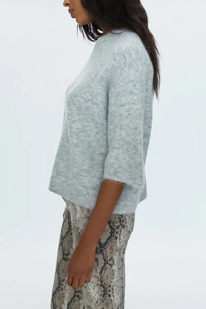 Micah-Sweater-Tee-Soft-Grey