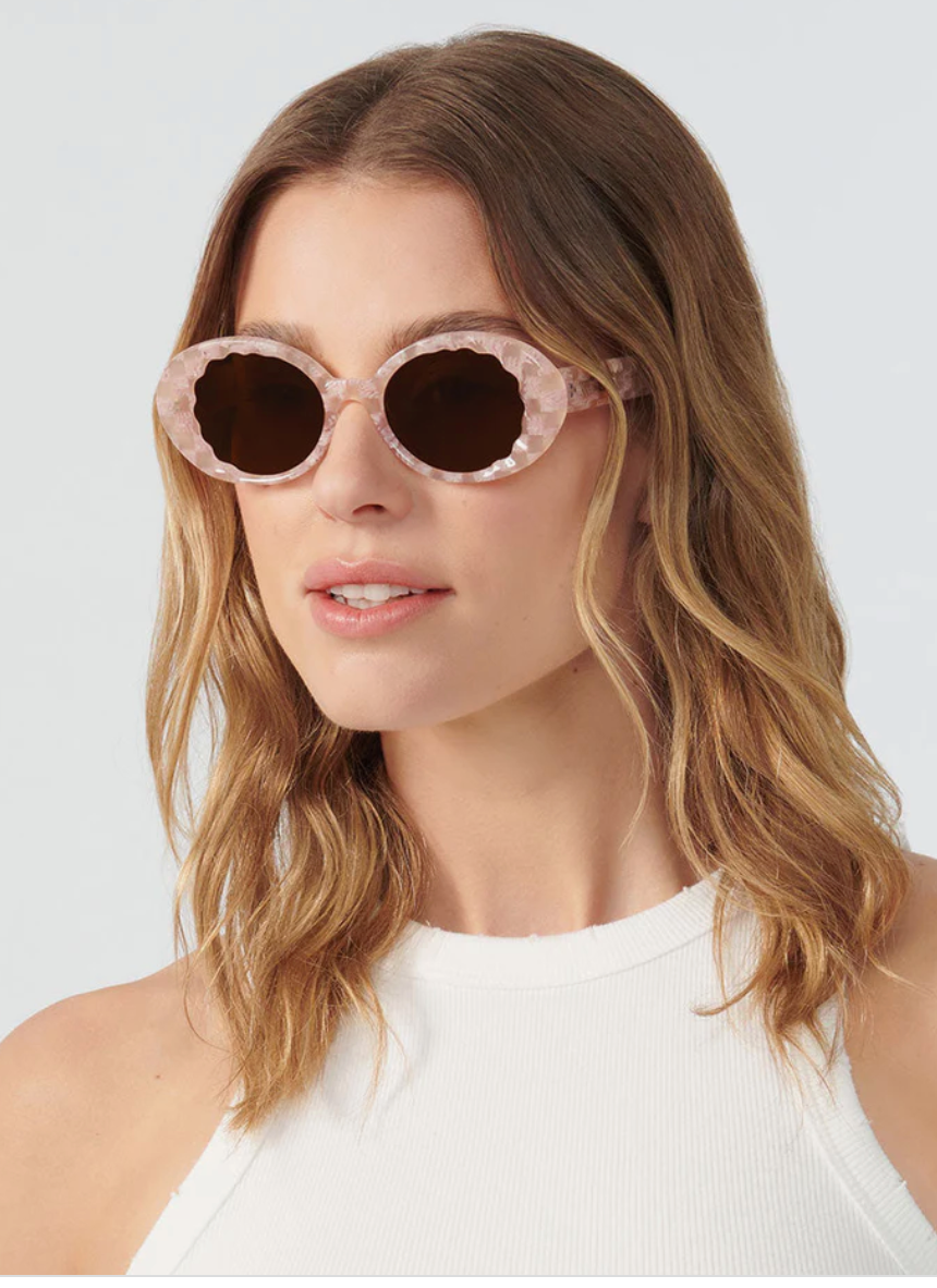 KREWE Alice Sunglasses in pink checkerboard KREWE | Accessories | Nwt Krewe Alixe Checkered Plaid Pink  main image 2