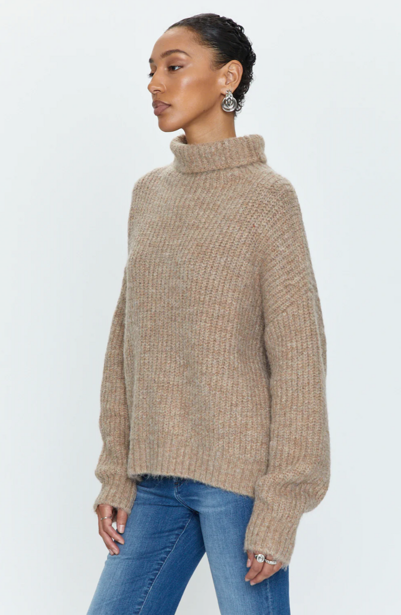 Ashley Turleneck Sweater ~ Camel