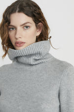 Donna Sweater ~ Grey