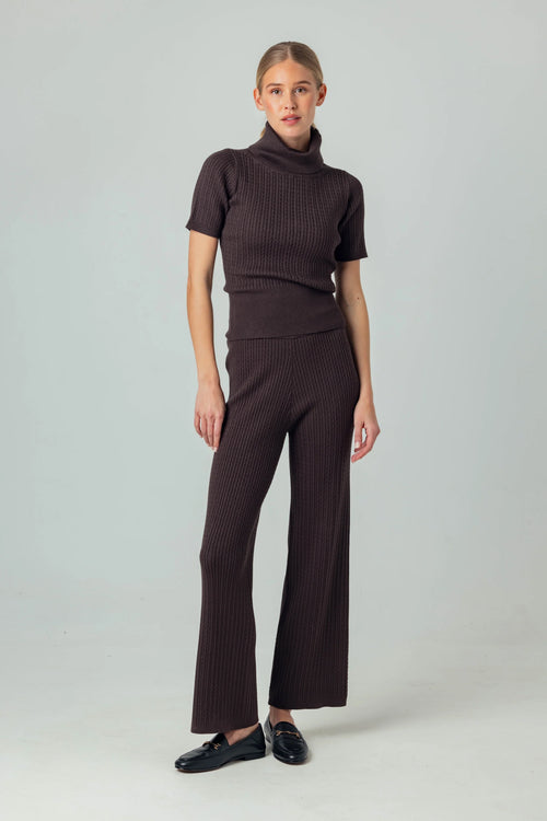 Dione Sweater ~ Chocolate