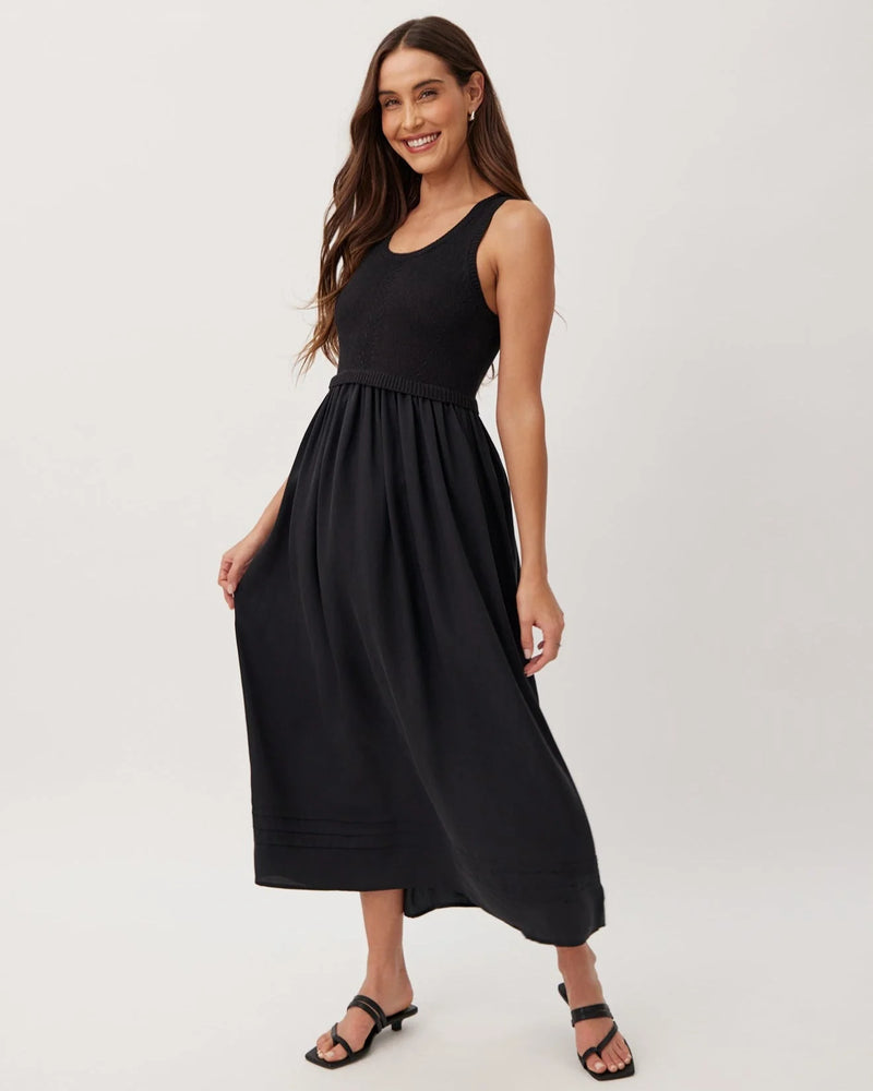 Sweater Midi Dress ~ Black Chic Streets Sweater Midi Dress ~ Black Chic Streets