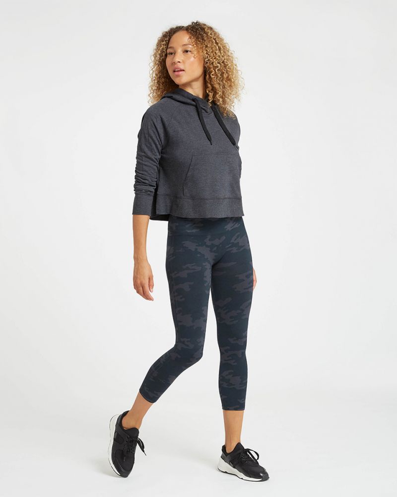 SPANX, Pants & Jumpsuits, Spanx Look At Me Now Seamless Cropped Leggings  S