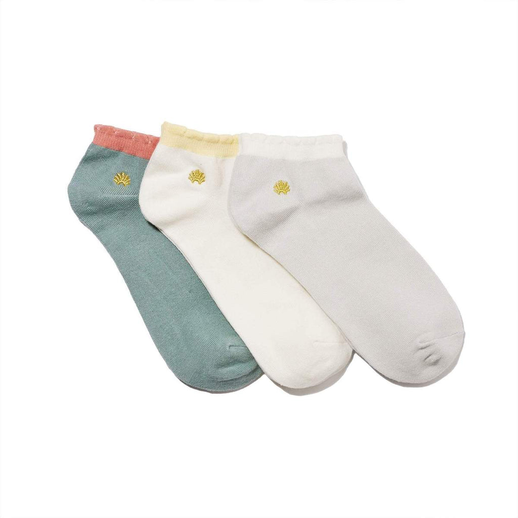 Lele Sadoughi CLOUD SET OF 3 COUNTRY CLUB ANKLE SOCKS – Chic Streets